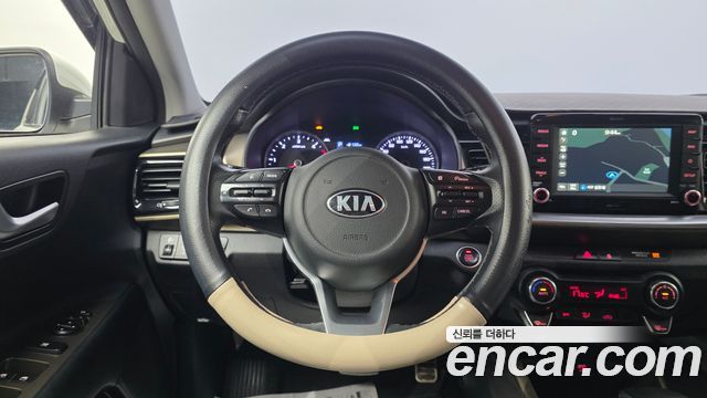 Kia Stonic 2018 — photo 14