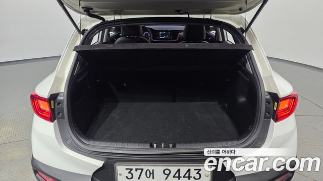 Kia Stonic 2018 — photo 17