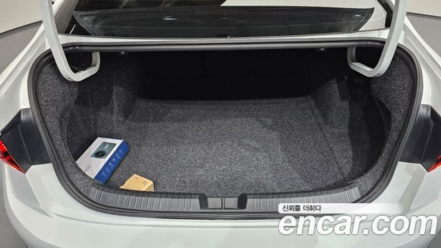 Volkswagen Jetta 2023 — photo 26