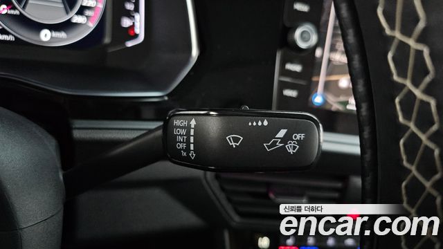 Volkswagen Jetta 2023 — photo 28