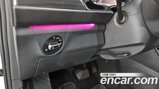 Volkswagen Jetta 2023 — photo 34