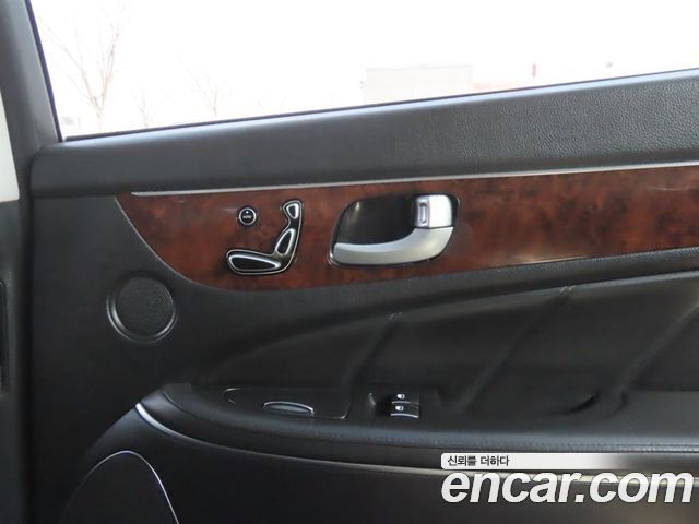 Hyundai Equus 2012 — photo 9