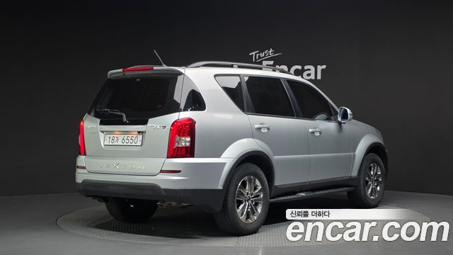 KG Mobility Rexton 2015 — photo 2