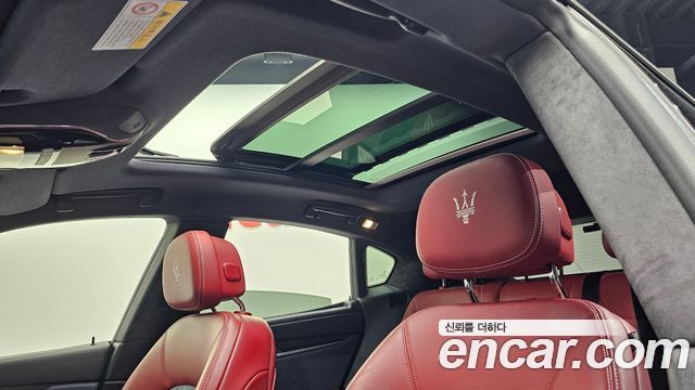 Maserati Levante 2019 — photo 25