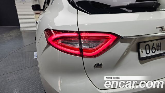 Maserati Levante 2019 — photo 9