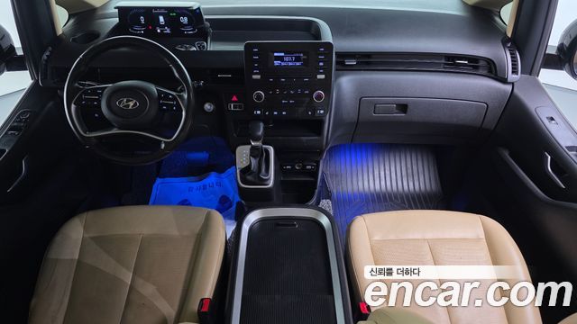 Hyundai Staria 2022 — photo 7