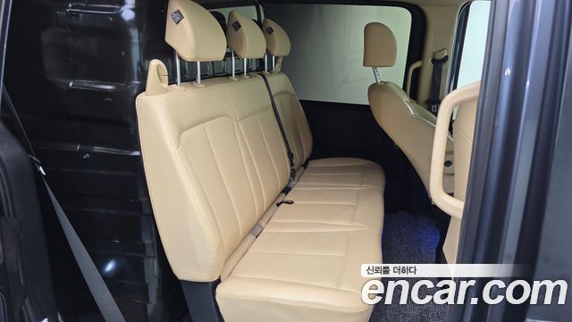Hyundai Staria 2022 — photo 11