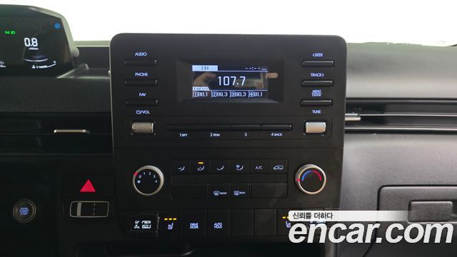 Hyundai Staria 2022 — photo 13