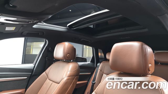 Audi e-tron 2020 — photo 25