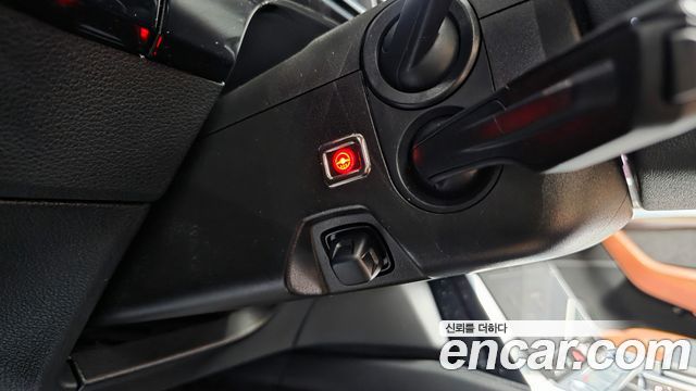 Audi e-tron 2020 — photo 27