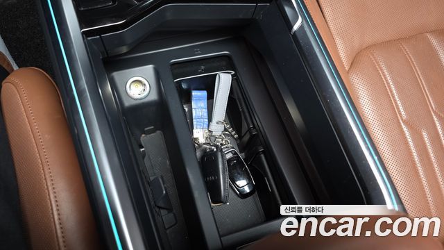 Audi e-tron 2020 — photo 34