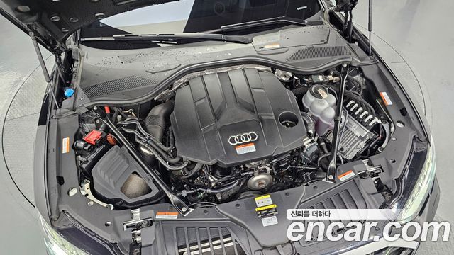 Audi A8 2023 — photo 6