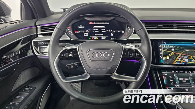 Audi A8 2023 — photo 13