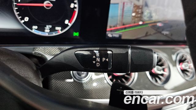 Mercedes-Benz CLS-Class 2019 — photo 12