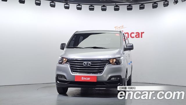Hyundai Starex 2021 — photo 3