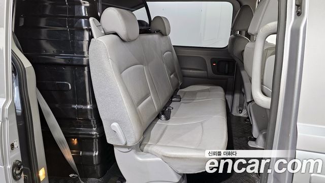 Hyundai Starex 2021 — photo 12