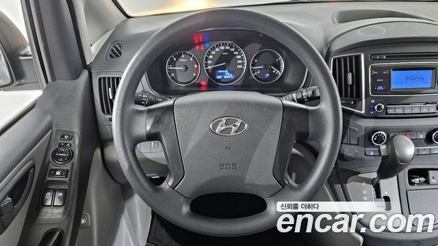Hyundai Starex 2021 — photo 14