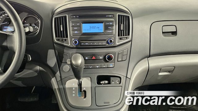 Hyundai Starex 2021 — photo 17