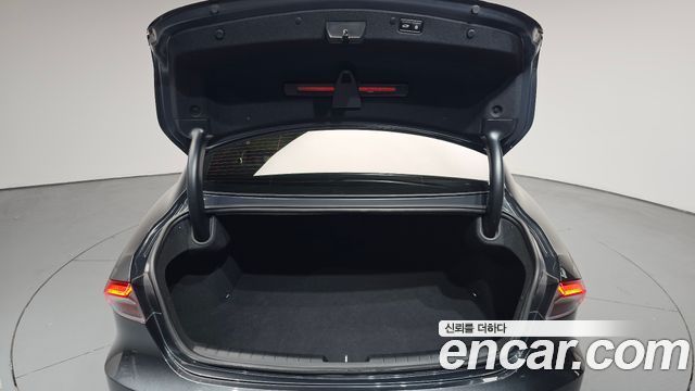 Hyundai Grandeur 2022 — photo 26