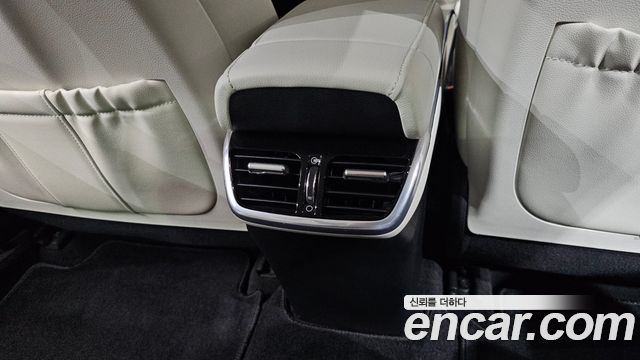 Hyundai Grandeur 2022 — photo 38