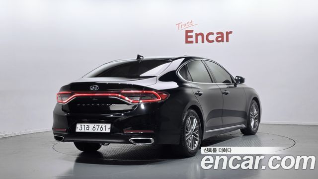 Hyundai Grandeur 2018 — photo 2
