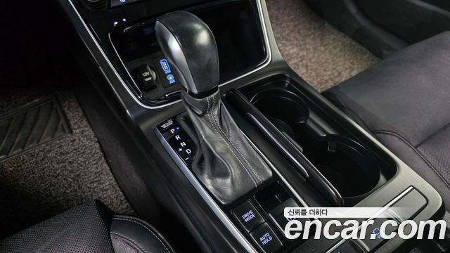 Hyundai Grandeur 2018 — photo 9