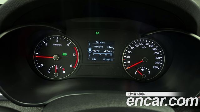 Kia K5 2016 — photo 8