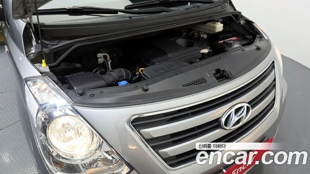 Hyundai Starex 2016 — photo 6