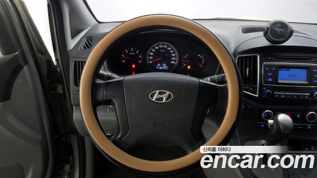 Hyundai Starex 2016 — photo 12