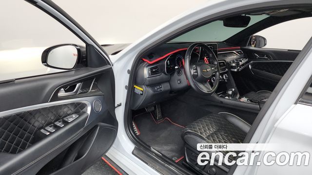 Genesis G70 2019 — photo 10