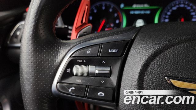 Genesis G70 2019 — photo 17