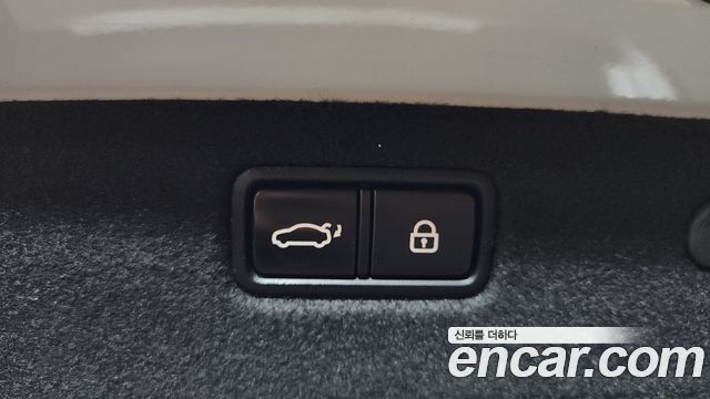 Genesis G70 2019 — photo 19