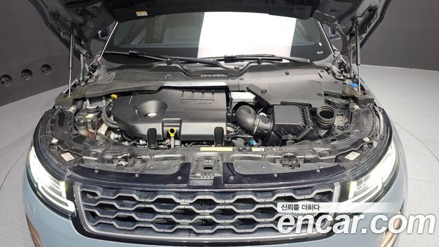 Land Rover Range Rover Evoque 2020 — photo 6