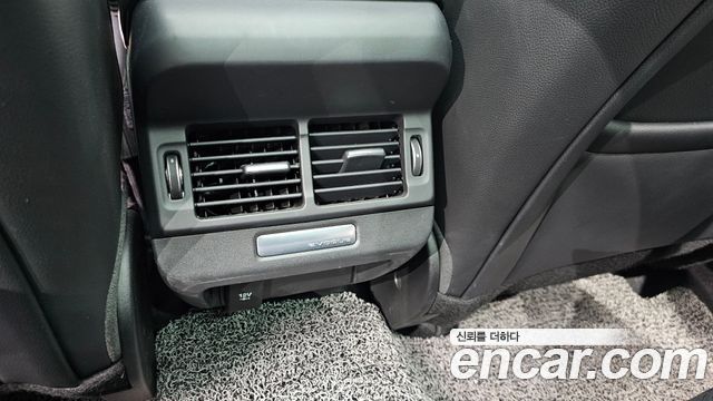 Land Rover Range Rover Evoque 2020 — photo 31