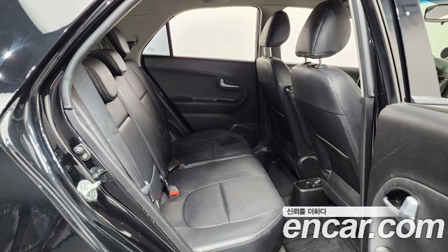 Kia morning 2013 — photo 11