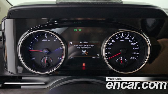 Kia Canival 2022 — photo 11