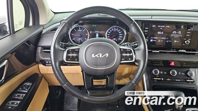 Kia Canival 2022 — photo 19