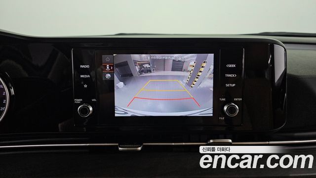 Kia Canival 2022 — photo 21
