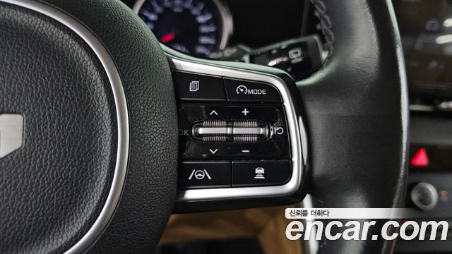 Kia Canival 2022 — photo 23
