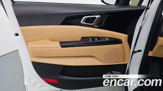 Kia Canival 2022 — photo 14