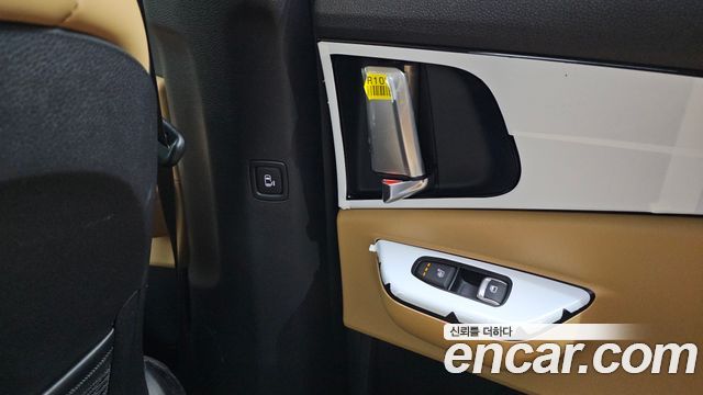Kia Canival 2022 — photo 28