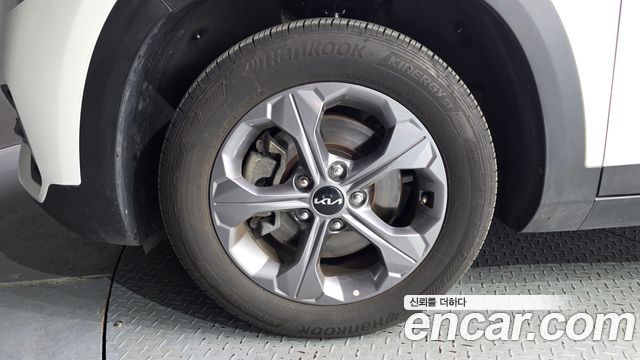 Kia Seltos 2023 — photo 5