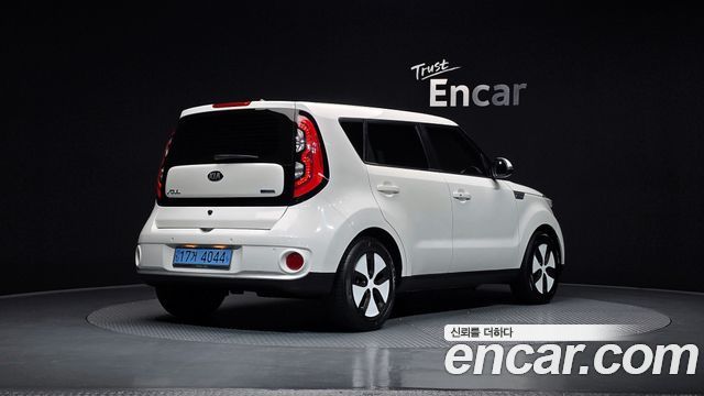 Kia Soul 2018 — photo 2