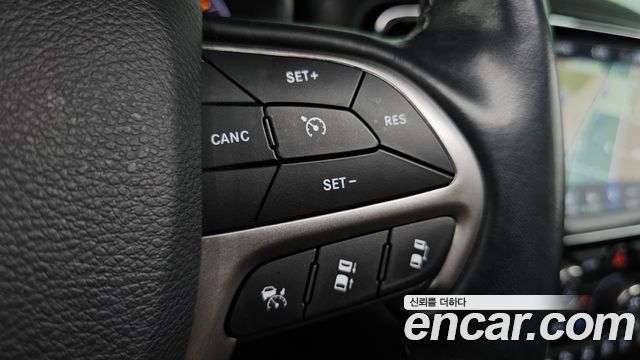 Jeep Cherokee 2020 — photo 22