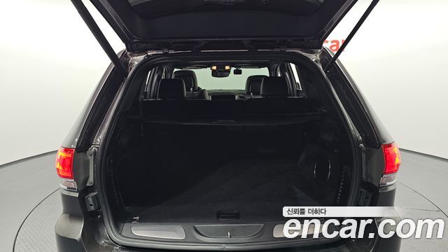 Jeep Cherokee 2020 — photo 26