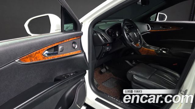Lincoln Nautilus 2020 — photo 13