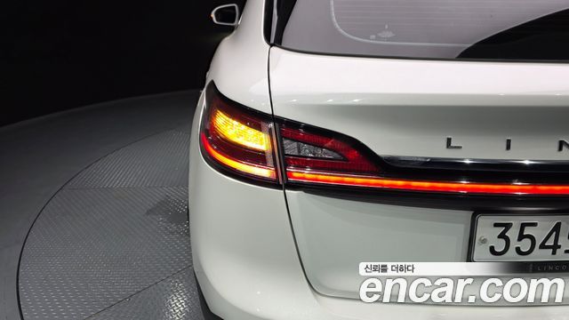 Lincoln Nautilus 2020 — photo 9
