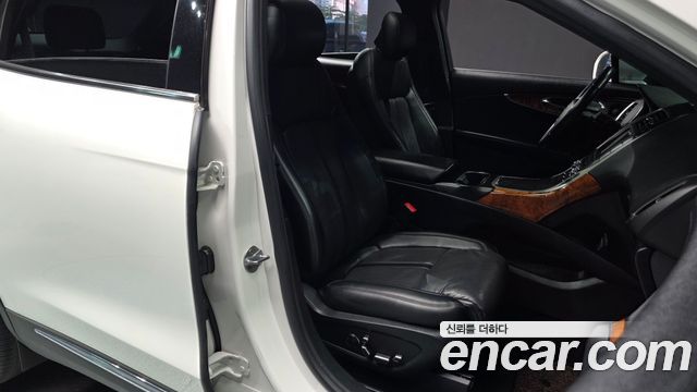 Lincoln Nautilus 2020 — photo 16