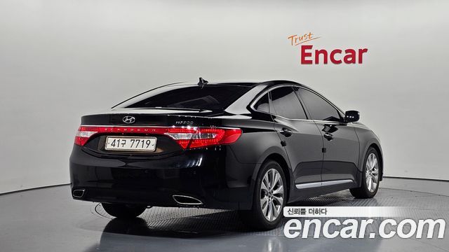 Hyundai Grandeur 2011 — photo 2