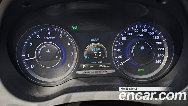 Hyundai Grandeur 2011 — photo 8